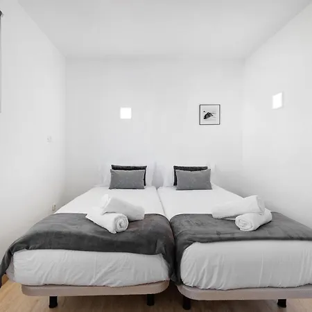 Bonito Cristian Playa * Арона